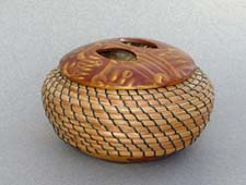goldliddedbasket